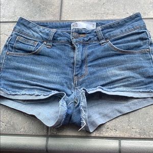 RSQ Jean shorts. Malibu style.